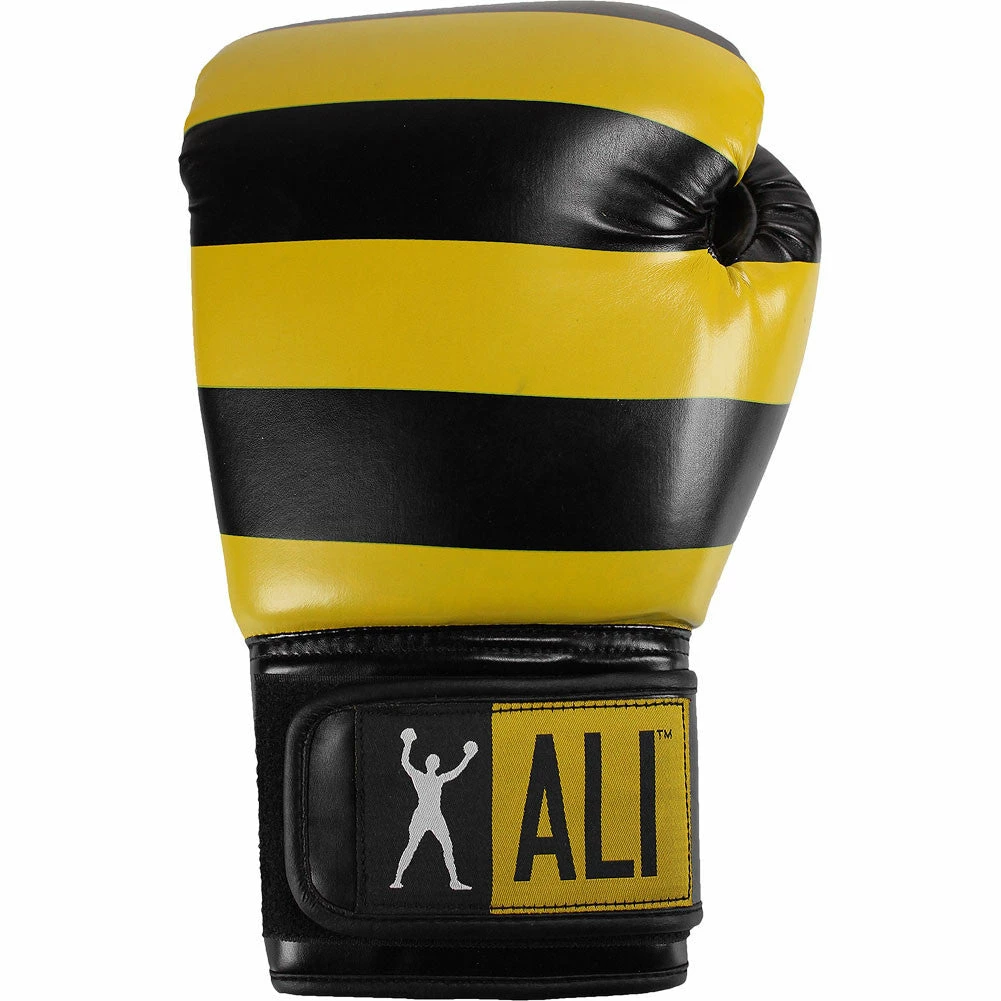Muhammad Ali Bee Sting Boxing Gloves 4 Muhammad Ali Bee Sting Boxing Gloves