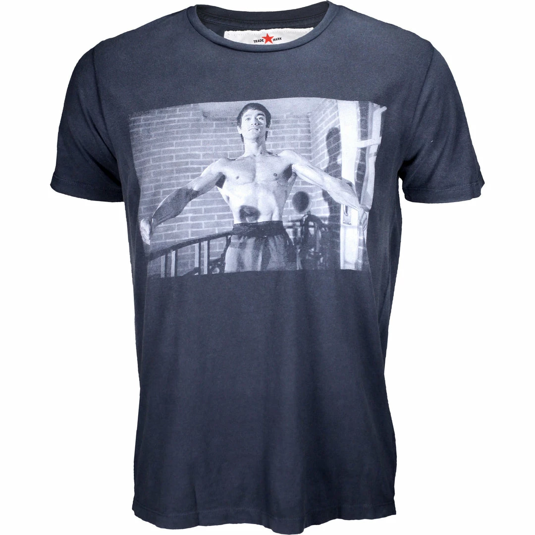 Roots Of Fight Apparel Bruce Lee Stance Photo 3 Roots Of Fight Apparel Bruce Lee Stance Photo